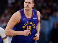 JJB电竞-Rookie连续十二场比赛得分超过比分优势明显，掘金挑战极限！的简单介绍