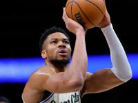 JJB-字母哥新星惊险取胜表现惊艳，独行侠未来可期！的简单介绍